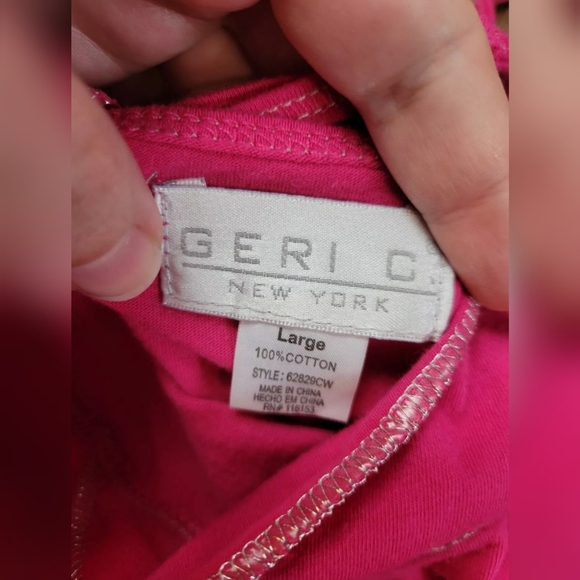 FREE W BUNDLE Geri C. New York metallic stitch cami tank top - Picture 5 of 11